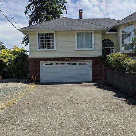 Bright Modern 1Br Suite In Sooke Village Core Buitenkant foto